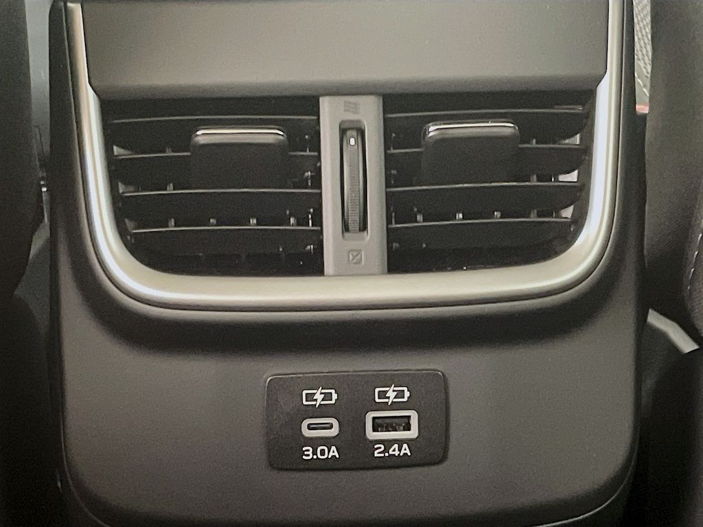 2025 Subaru Outback Premium photo 20