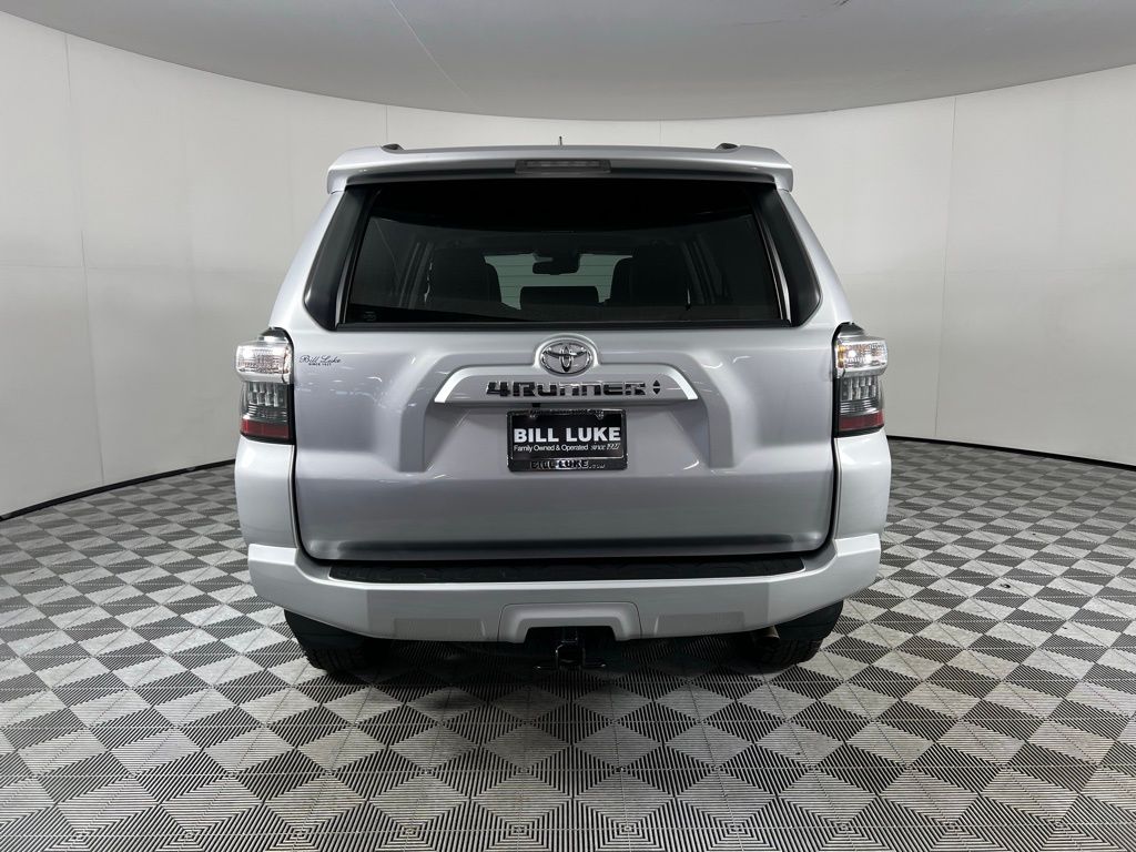 2023 Toyota 4Runner SR5 Premium photo 2