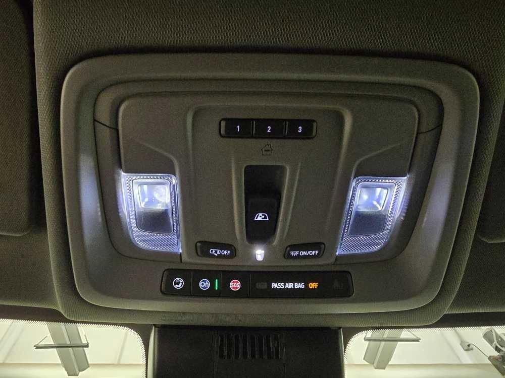 2025 Chevrolet Silverado 1500 RST photo 3