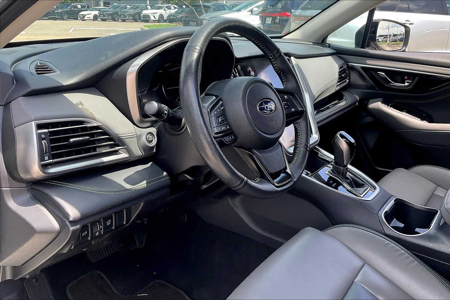 2024 Subaru Outback Onyx Edition photo 15
