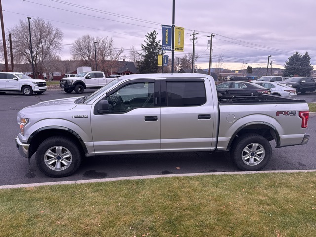 2017 Ford F-150 XLT photo 2