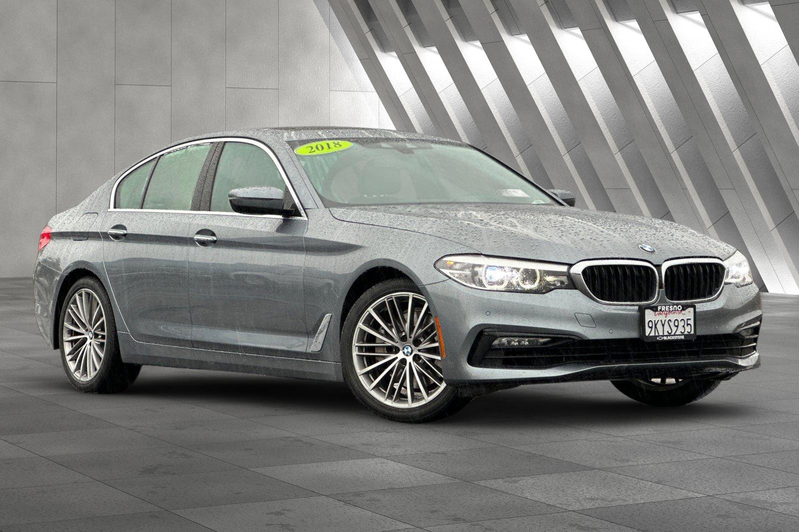 2018 BMW 5 Series 530i's photo