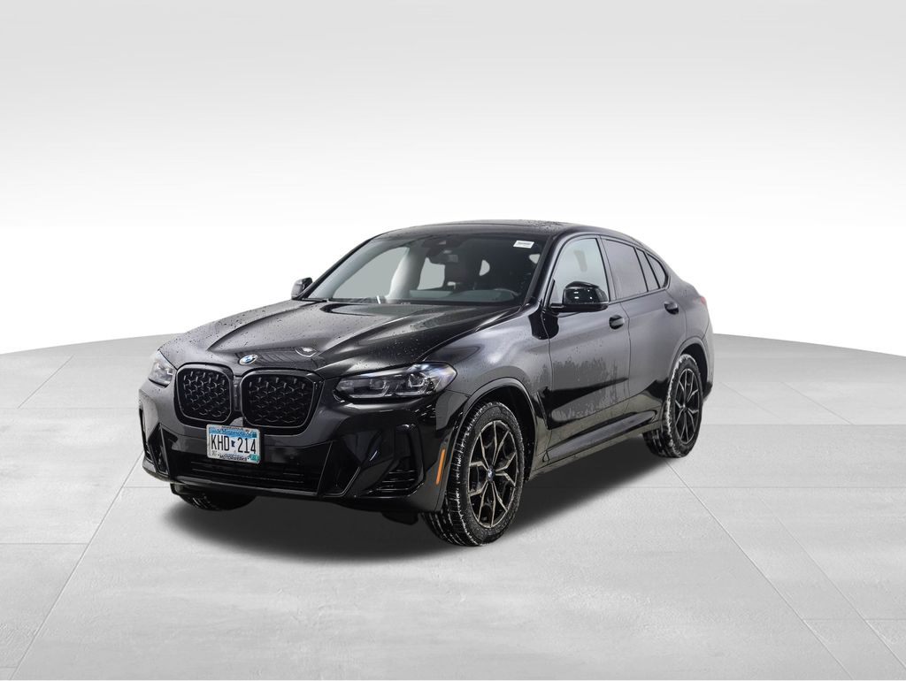 2023 BMW X4 30i's photo