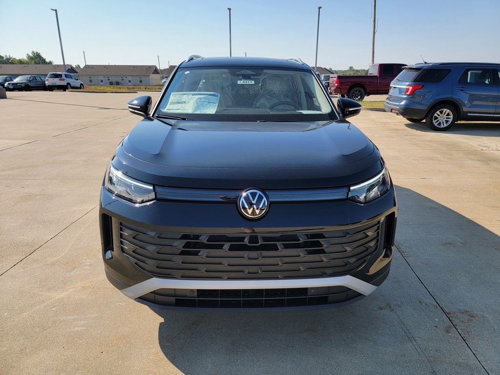 2025 Volkswagen Tiguan SE photo 8