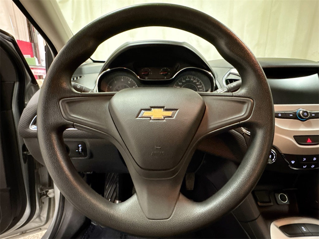 2017 Chevrolet Cruze L photo 26