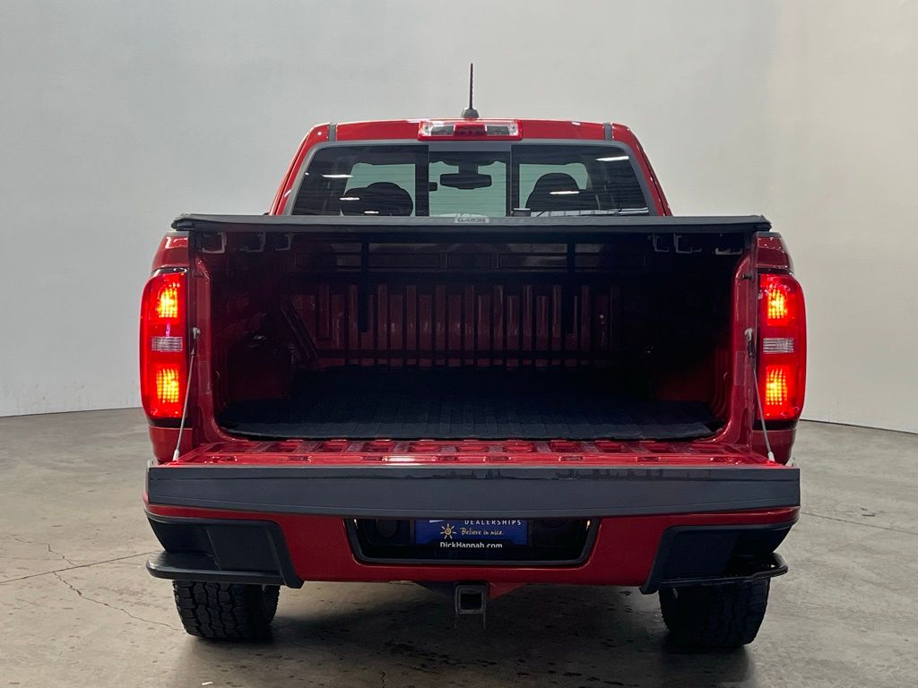 2016 Chevrolet Colorado LT photo 10