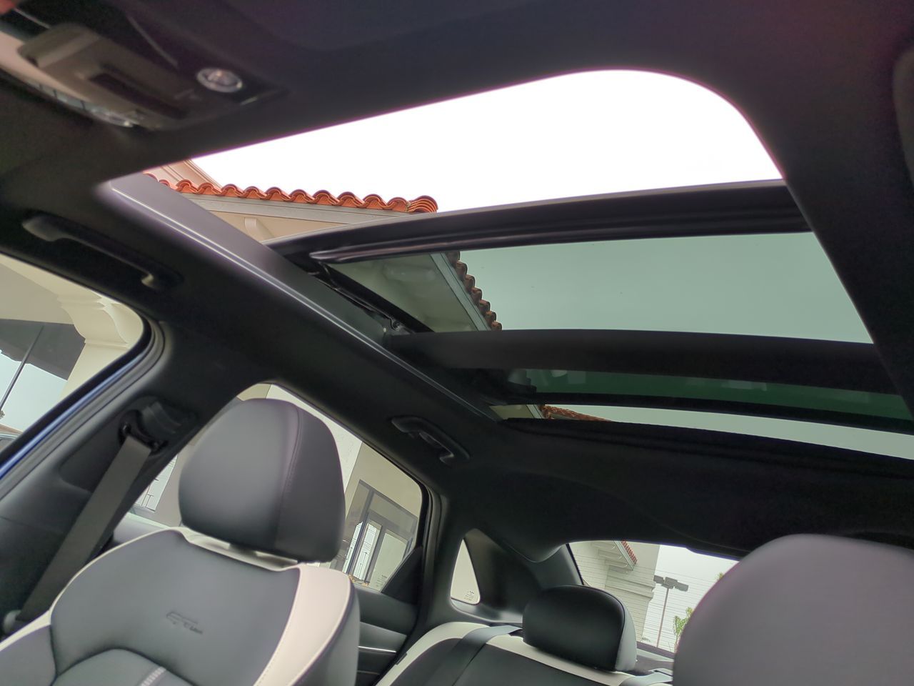 2025 Kia K5 GT-Line photo 14