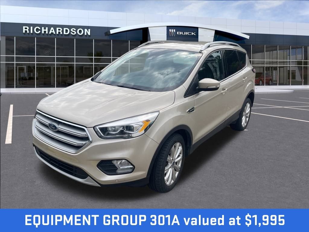2017 Ford Escape Titanium photo 2