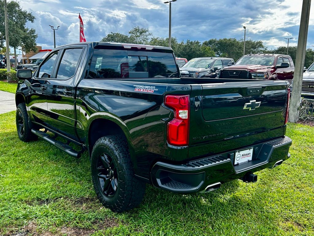 2024 Chevrolet Silverado 1500 LT Trail Boss photo 4