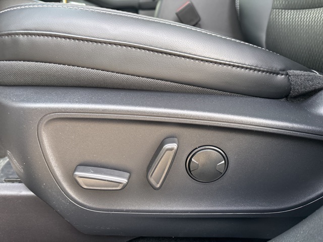 2025 Ford Escape Plug-In Hybrid photo 12
