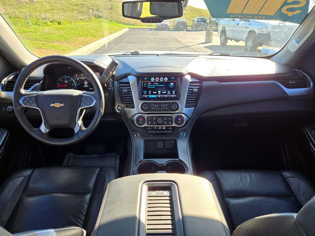 2017 Chevrolet Tahoe LT photo 13