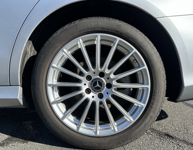 2022 Mercedes Benz E 350 4MATIC photo 10