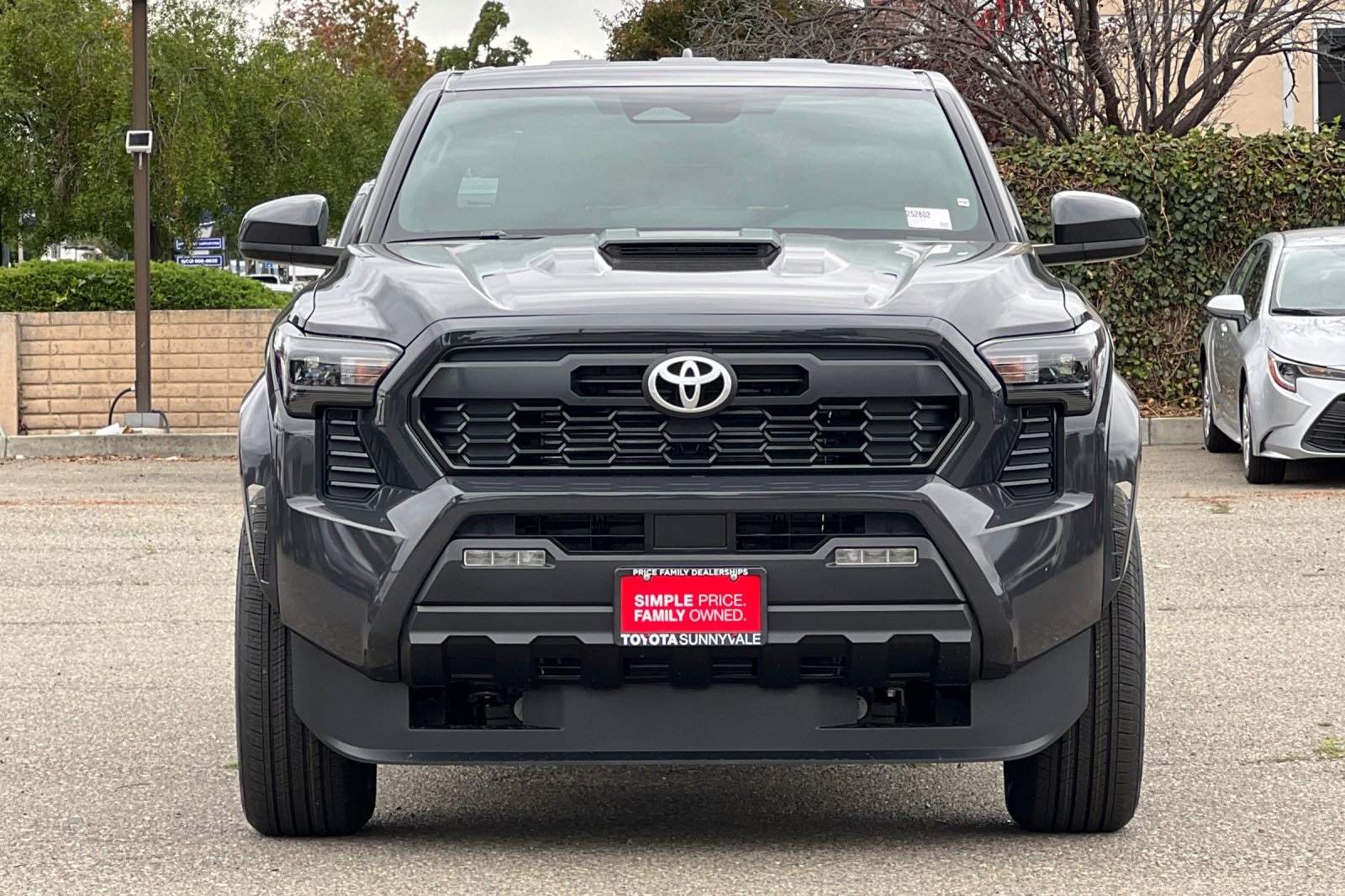 2025 Toyota Tacoma TRD Sport 4x4 Double Cab photo 11