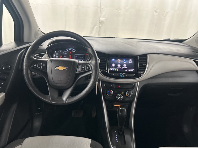 2022 Chevrolet Trax LS photo 18