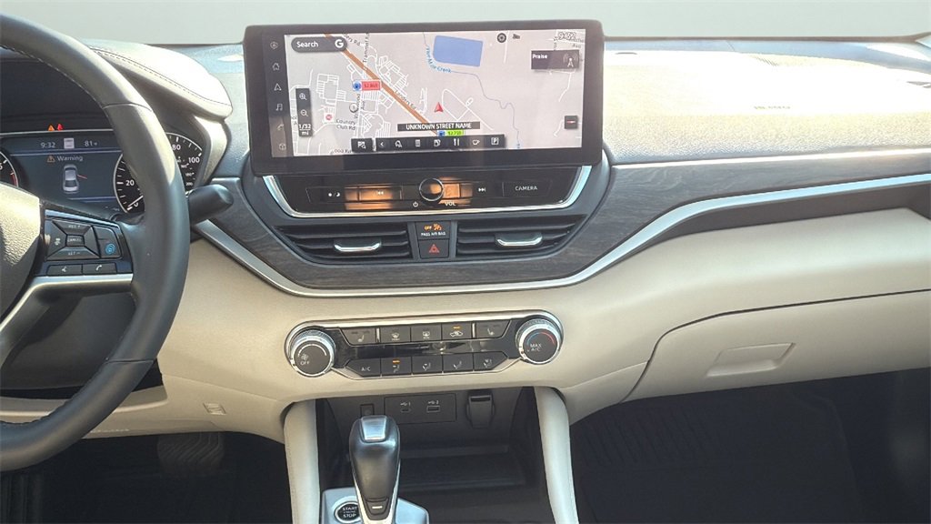 2023 Nissan Altima 2.5 SV photo 15
