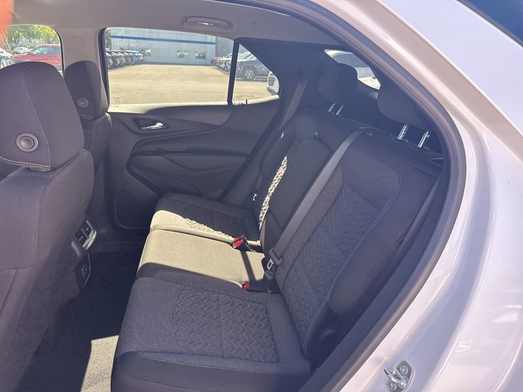 2022 Chevrolet Equinox LT photo 16
