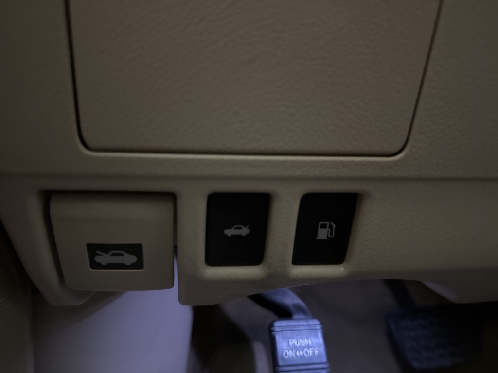 2015 Lexus ES 350 photo 14
