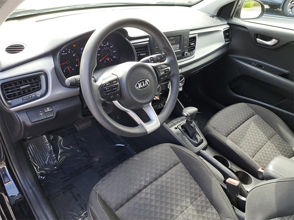 2018 Kia Rio S photo 16