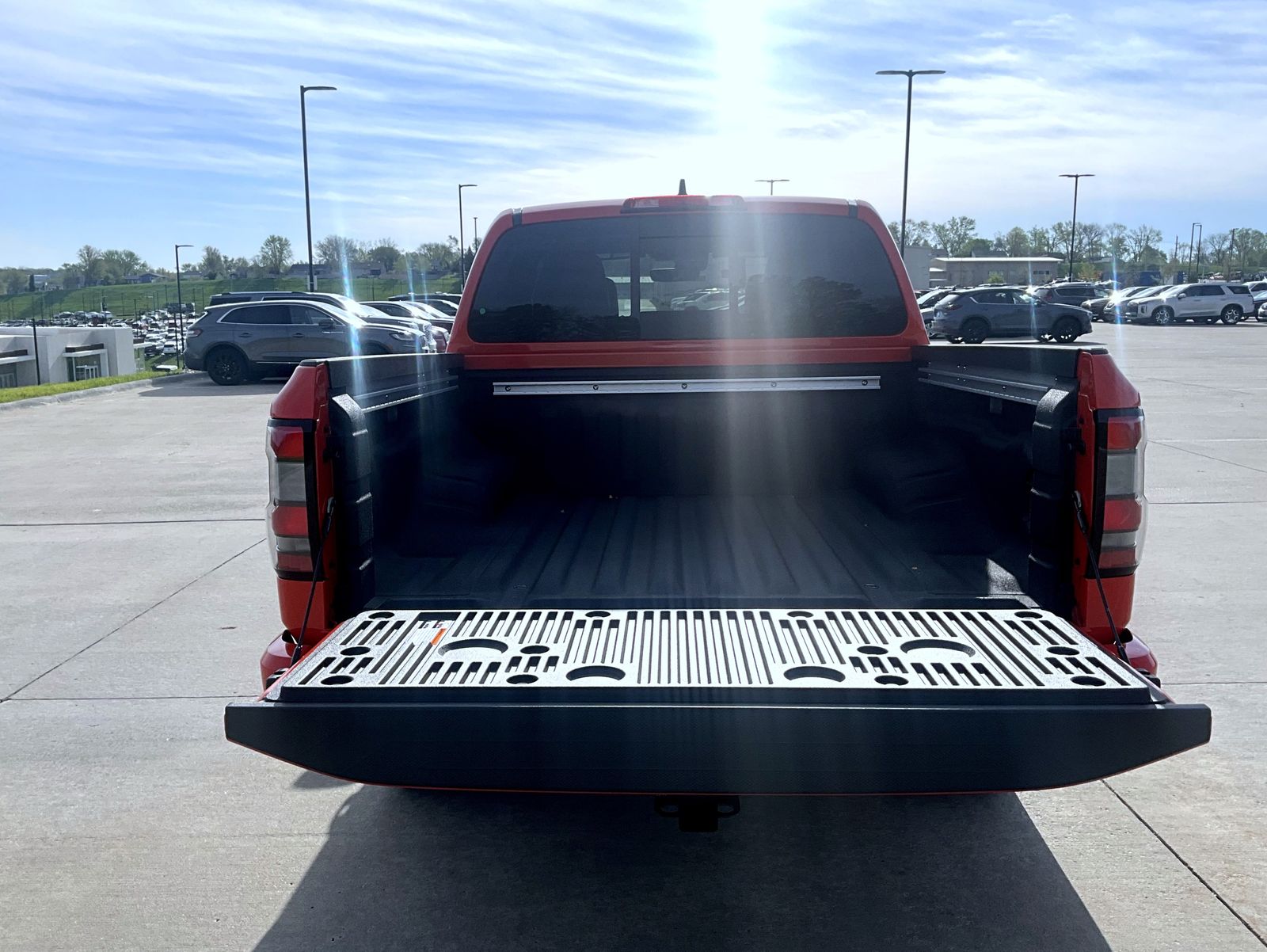 2025 Nissan Frontier PRO-4X photo 8
