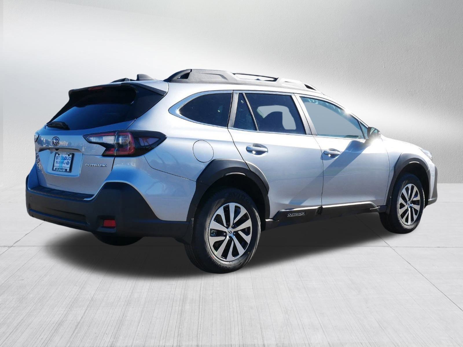 2025 Subaru Outback Premium photo 2