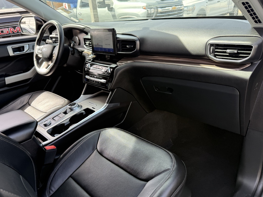 2024 Ford Explorer Limited photo 24