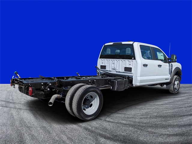 2025 Ford F-550 XL photo 3