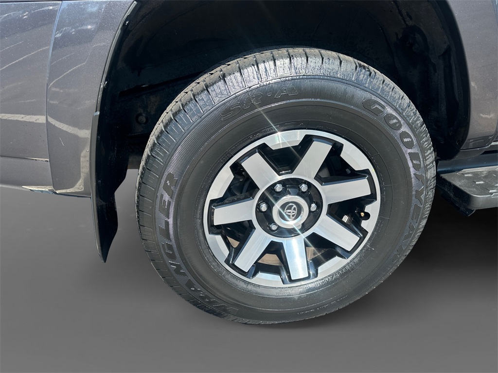 2023 Toyota 4Runner TRD Off-Road Premium photo 8