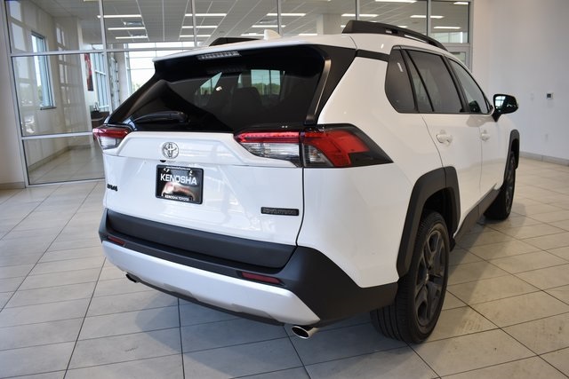 2024 Toyota RAV4 Adventure photo 9