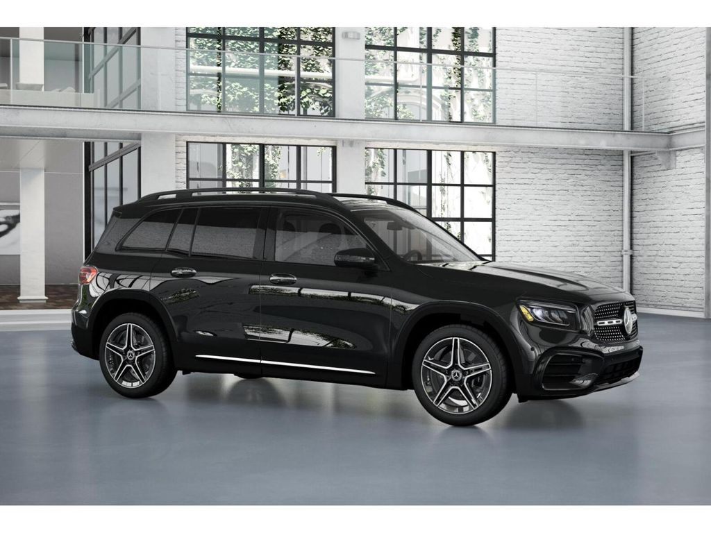 2025 Mercedes Benz GLB 250 4MATIC photo 13