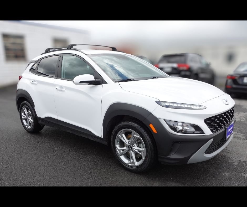 2023 Hyundai Kona SEL photo 4