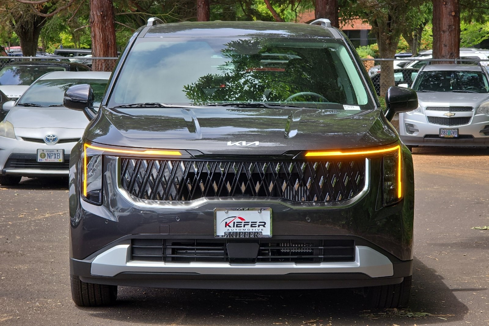 2026 Kia Carnival EX photo 4