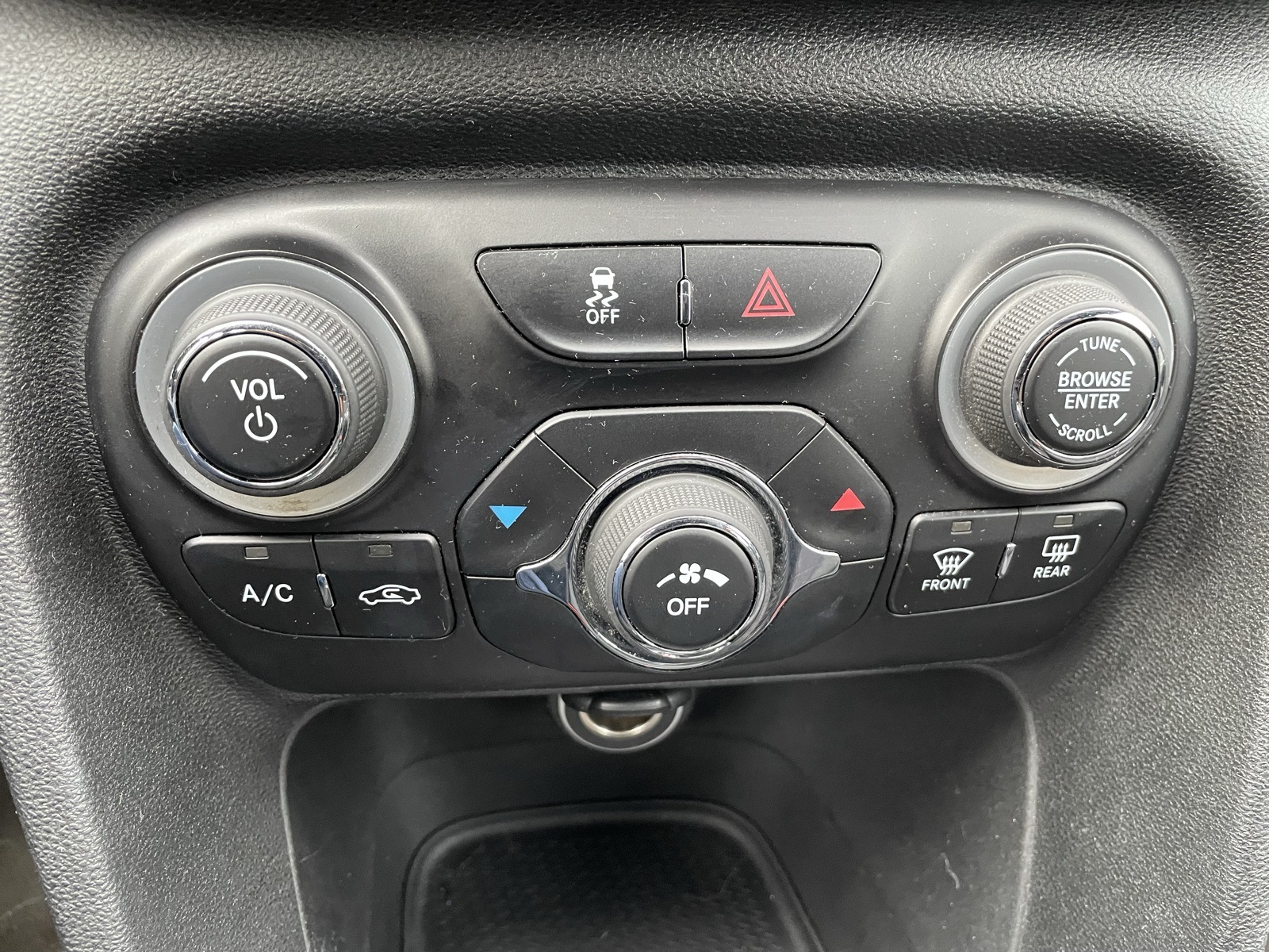 2015 Dodge Dart SXT photo 20