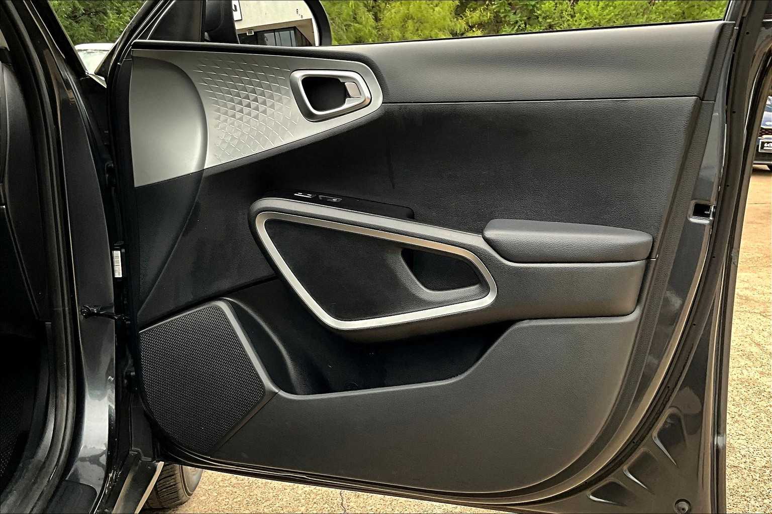 2023 Kia Soul LX S photo 20
