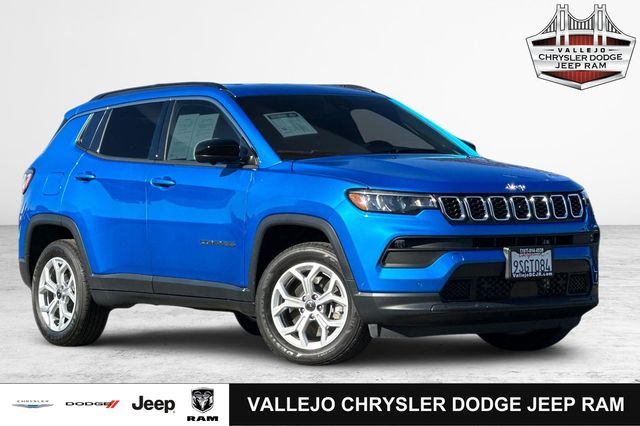 2025 Jeep Compass Latitude's photo