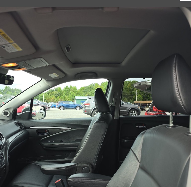 2022 Honda Pilot Special Edition photo 8