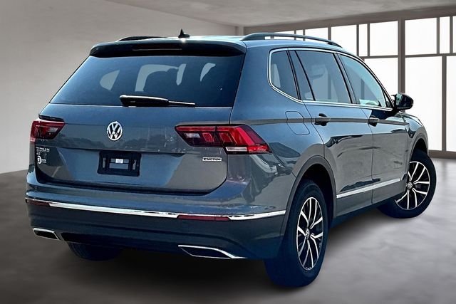 2021 Volkswagen Tiguan SE photo 3