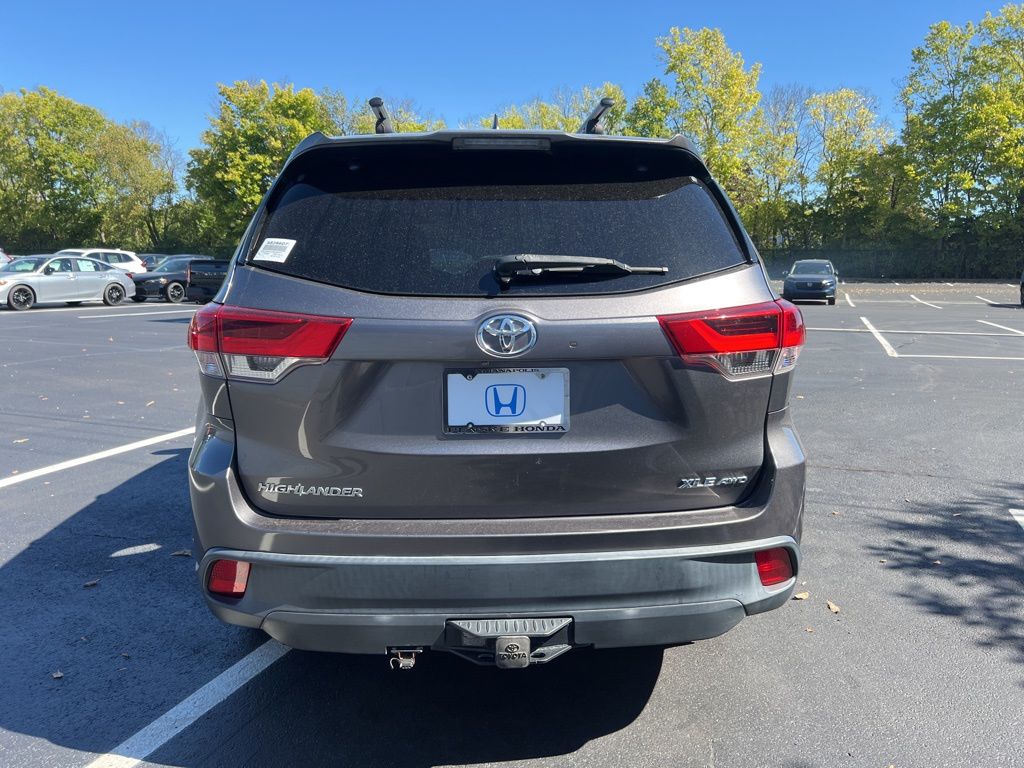 2018 Toyota Highlander XLE photo 3