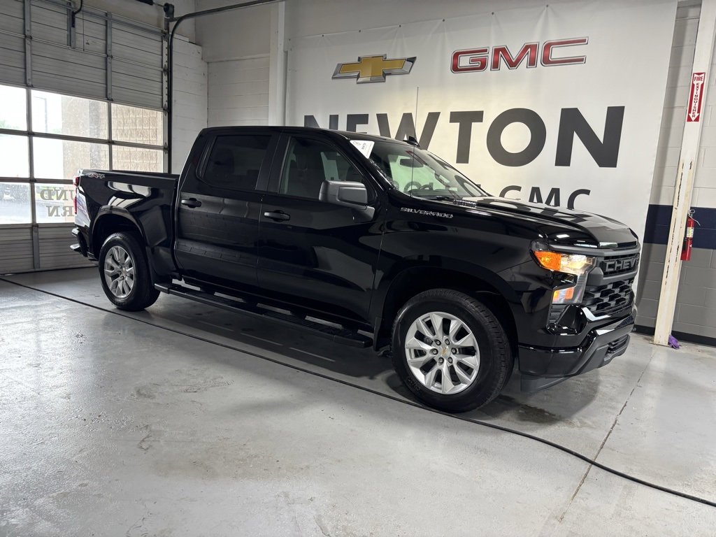 2025 Chevrolet Silverado 1500 Custom photo 22