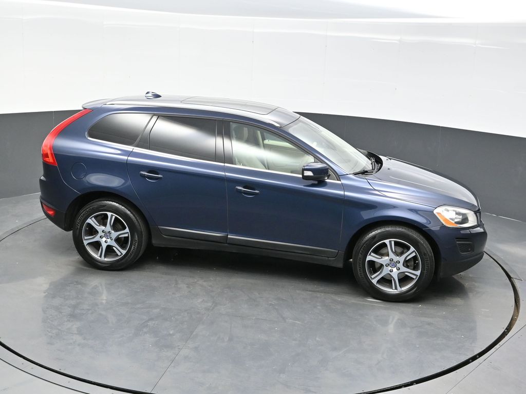 2012 Volvo XC60 T6 Premier Plus photo 32