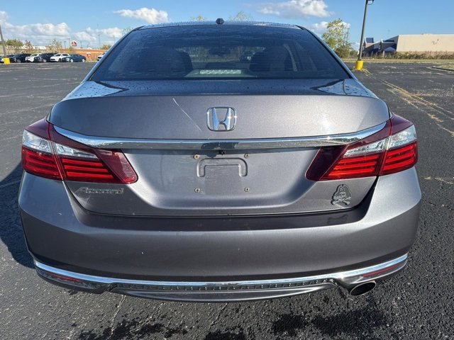 2016 Honda Accord EX photo 5