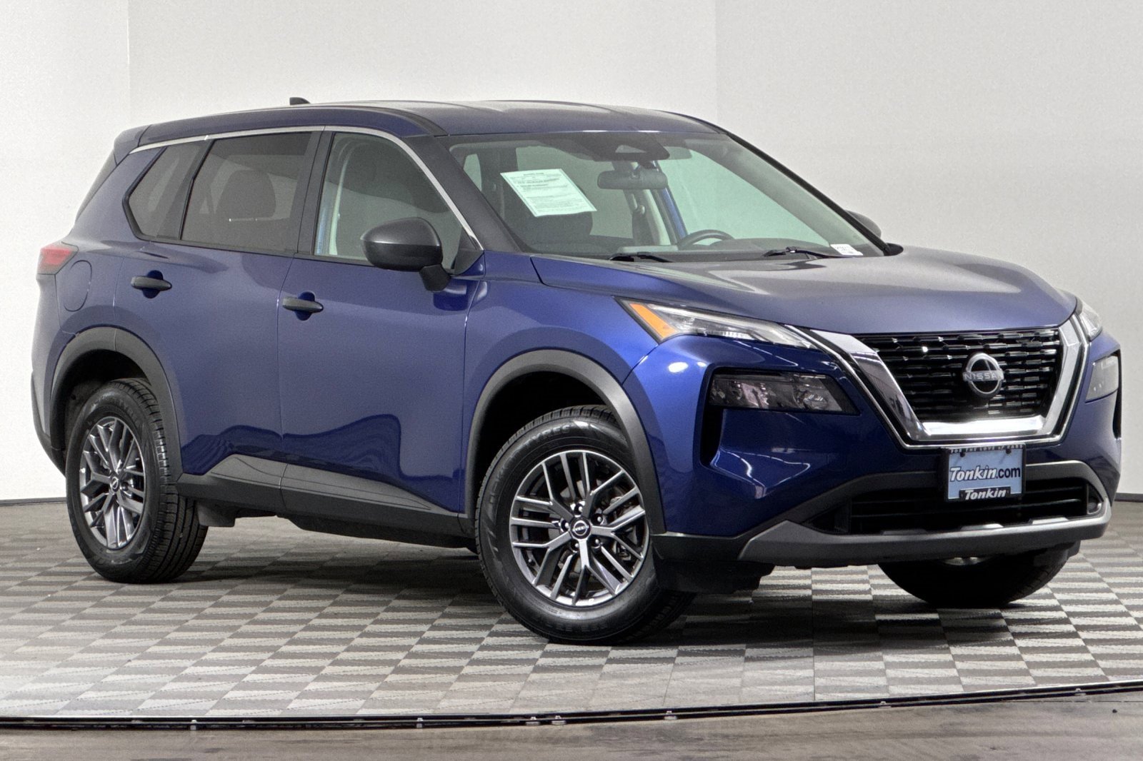 2023 Nissan Rogue S AWD photo 2