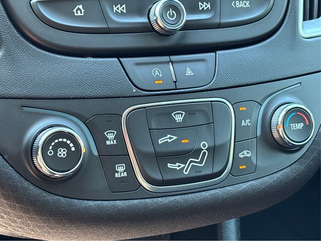 2023 Chevrolet Malibu LS photo 25