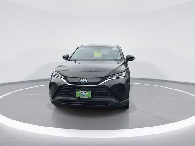 2023 Toyota Venza LE photo 3