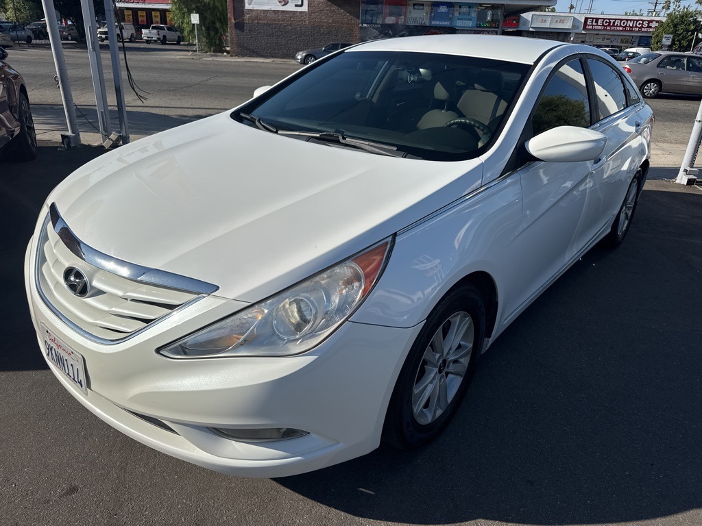 2013 Hyundai Sonata GLS photo 4