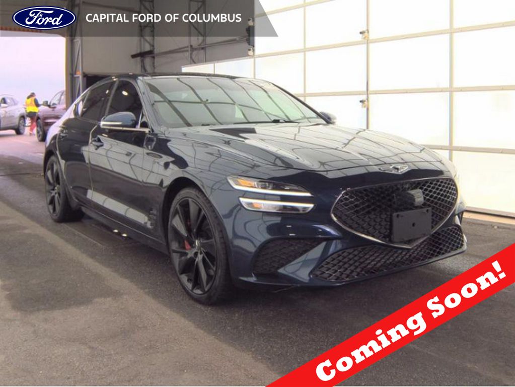 2022 GENESIS G70 Standard's photo