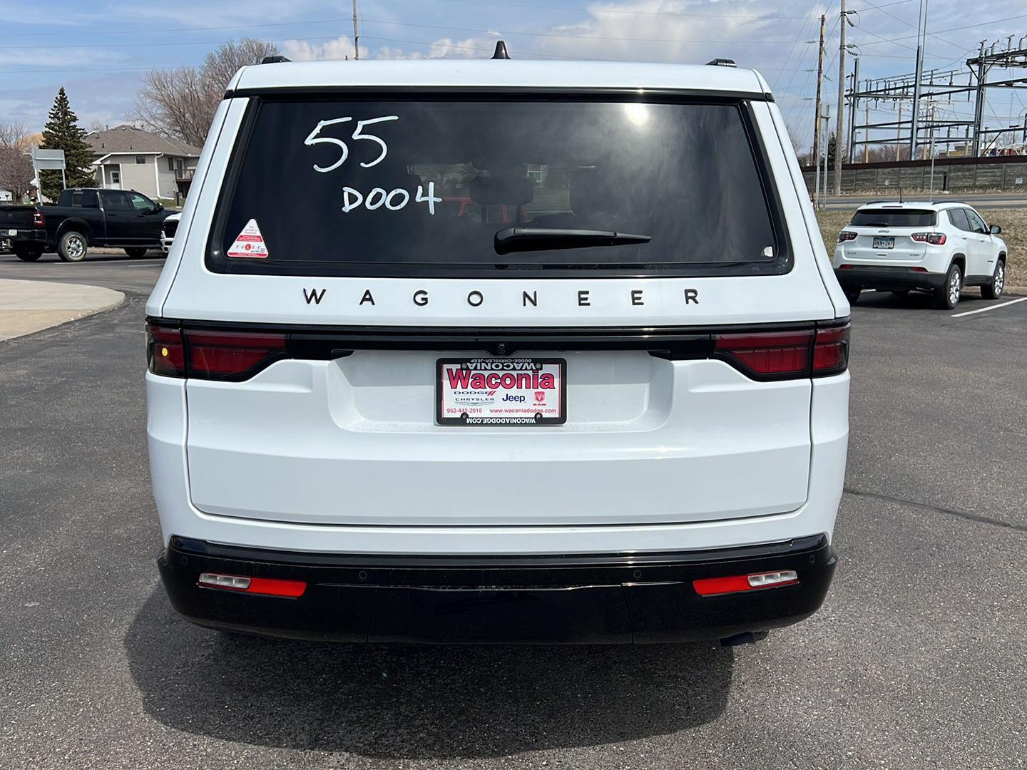 2025 Jeep Wagoneer Series II Carbide photo 4