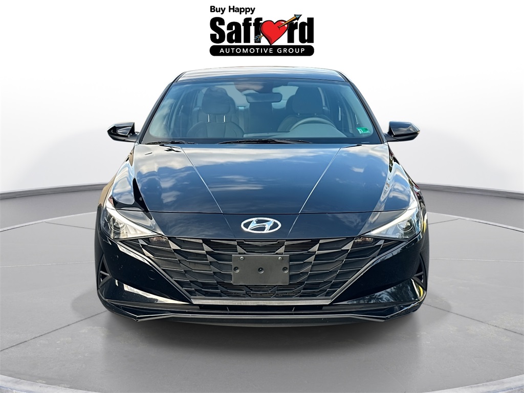 2023 Hyundai Elantra SEL photo 6