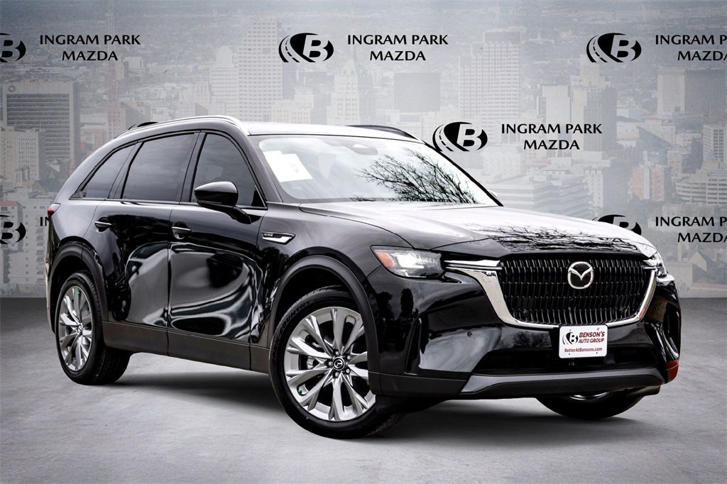 2026 Mazda CX-90 Preferred Package's photo