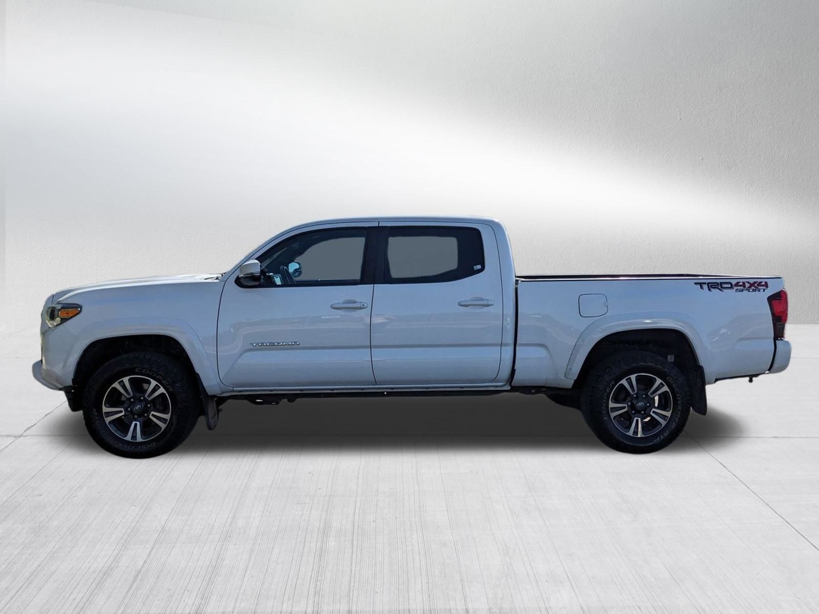 2019 Toyota Tacoma SR5 Long Bed photo 2