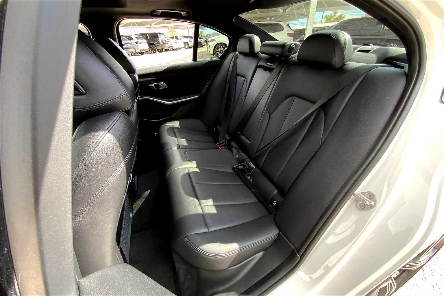 2021 Bmw 330i photo 18
